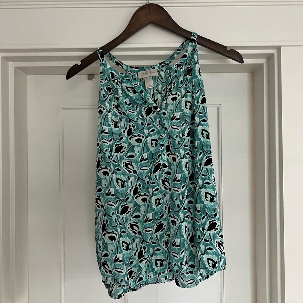 Brand: Ann Taylor loft size: medium petite